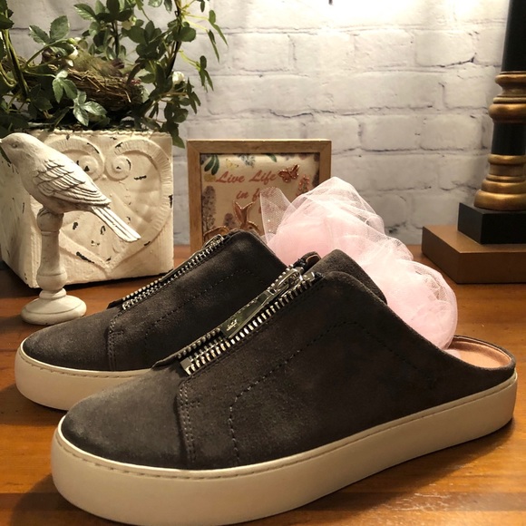 🌸 Perfect Suede - New - Frye Tennis Shoes - Picture 2 of 4